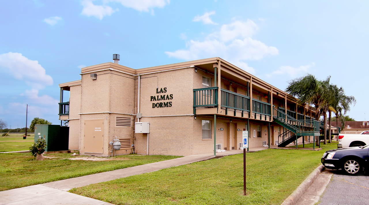 Las Palmas Dormitories2 - Campus Housing
